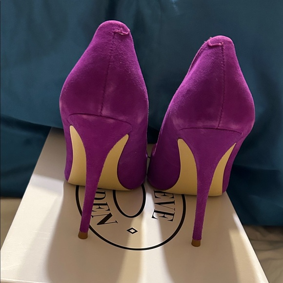 NWT Steve Madden Vibrant Purple Heels - Picture 4 of 7